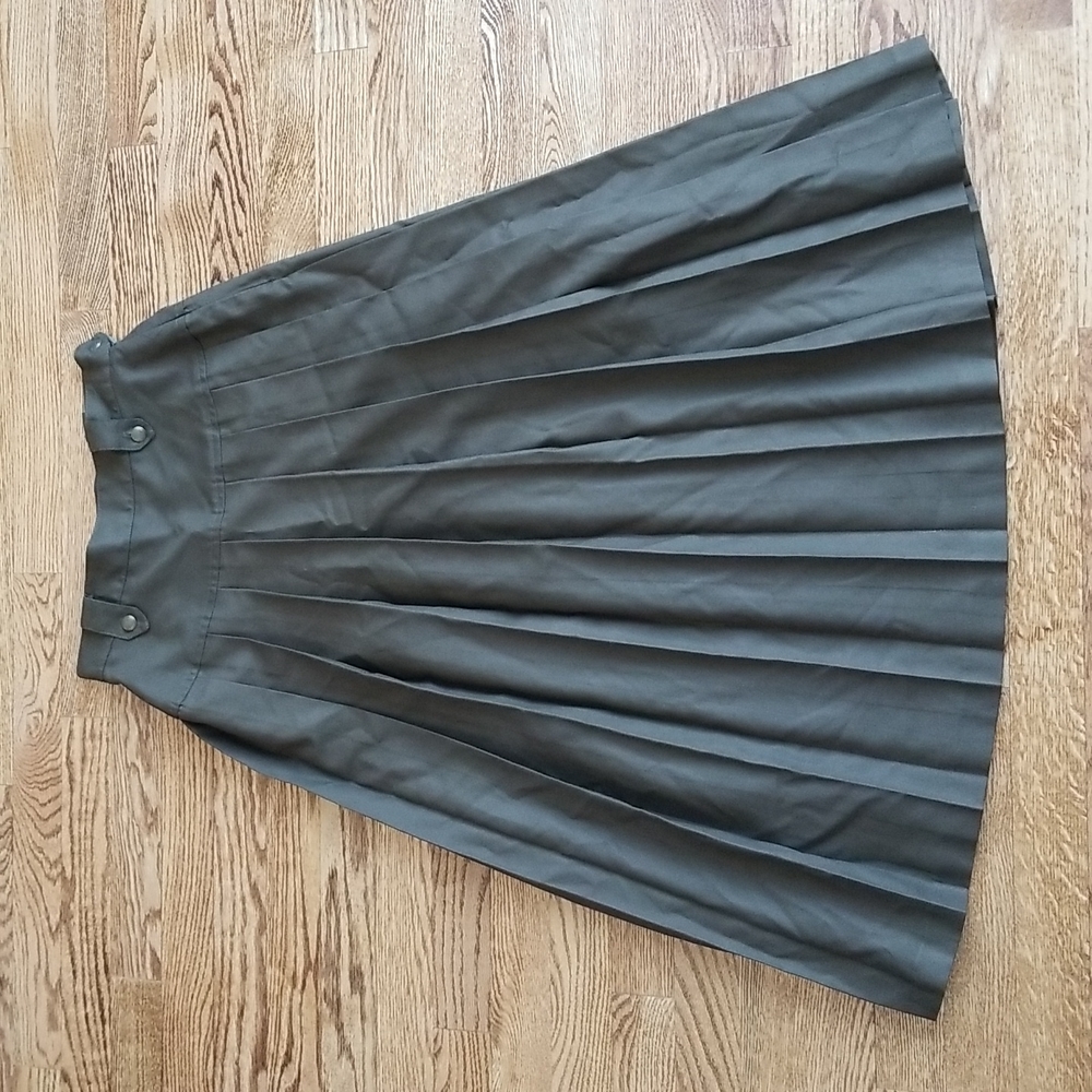 (9/10) Daniel Hechter Full Pleated A-Line Skirt Viscose Blend Autumn Military